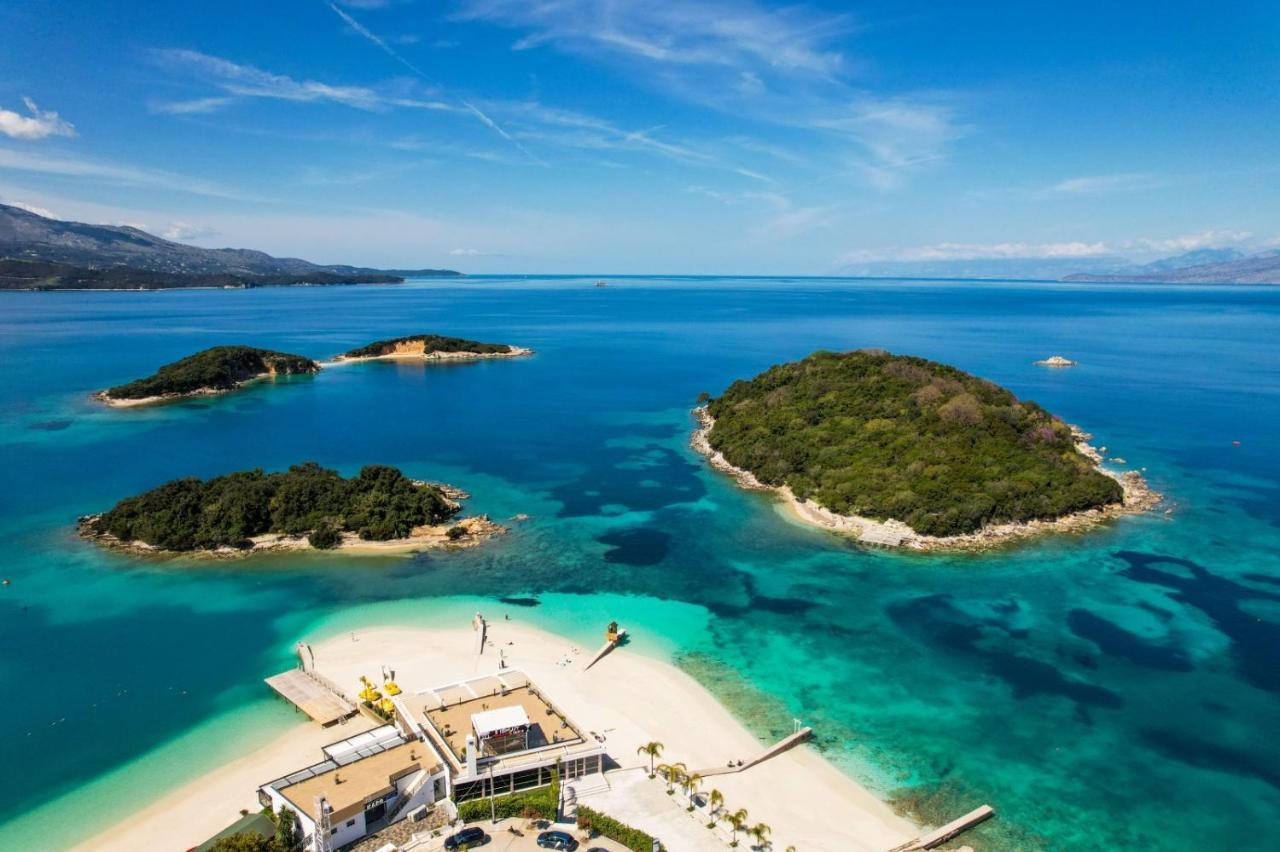 Vila Mario Aparthotel Ksamil Exteriör bild